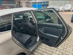 Gebraucht 2014 Kia Carens Van / Kleinbus | 10.500 €