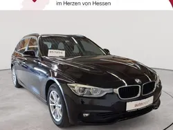 Schwarz Gebraucht 2019 BMW 320 Advantage Kombi | 24.089 € (Guter Preis)