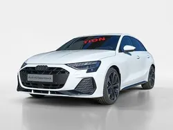 Gletscherweiß metallic Neu 2025 Audi A3 S-Line | 41.190 € (Etwas zu teuer)