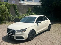 Weiß Gebraucht 2011 Audi A1 Kleinwagen | 4.950 € (Fairer Preis)