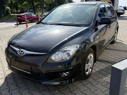 Schwarz Gebraucht 2012 Hyundai i30 Classic Limousine | 2.790 € (Superpreis)