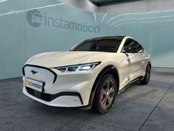 Weiß Gebraucht 2022 Ford Mustang Mach-E SUV | 37.449 € (Fairer Preis)