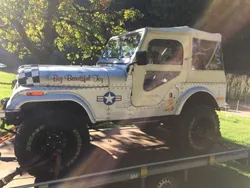Silber Gebraucht 1980 Jeep CJ SUV | 33.000 €