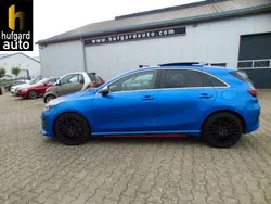 Blue flame (metallic) Gebraucht 2021 Kia Ceed Coupé | 22.600 €