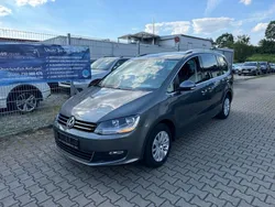 Grau Gebraucht 2013 VW Sharan Comfortline Van / Kleinbus | 12.990 € (Fairer Preis)