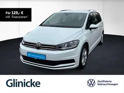 Pure white Gebraucht 2024 VW Touran Comfortline Van / Kleinbus | 33.480 € (Fairer Preis)