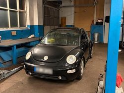 Schwarz Gebraucht 2000 VW Beetle Kleinwagen | 2.250 € (Etwas zu teuer)