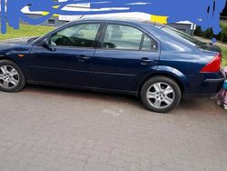 Andere farben Gebraucht 2002 Ford Mondeo Limousine | 2.000 €