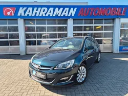 Grün Gebraucht 2014 Opel Astra Exklusiv Kombi | 8.599 € (Etwas zu teuer)
