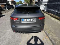 Gebraucht 2017 Jaguar F-Pace Portfolio SUV | 16.400 € (Fairer Preis)