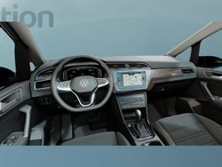 Weiß Gebraucht 2025 VW Touran Van / Kleinbus | 40.549 € (Teuer)