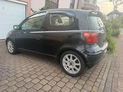Schwarz Gebraucht 2005 Toyota Yaris Kleinwagen | 1.450 € (Fairer Preis)