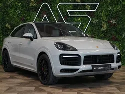 Grau Gebraucht 2023 Porsche Cayenne GTS SUV | 105.900 € (Etwas zu teuer)