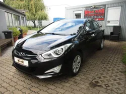 Schwarz Gebraucht 2013 Hyundai i40 Edition Kombi | 8.799 € (Fairer Preis)