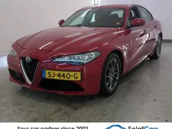 Rot Gebraucht 2018 Alfa Romeo Giulia Super Limousine | 11.979 € (Fairer Preis)
