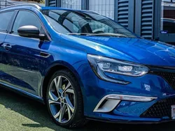 Blau Gebraucht 2017 Renault Mégane IV GT Limousine | 12.999 € (Fairer Preis)