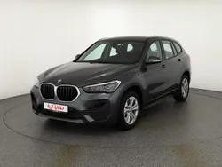 Grau Gebraucht 2022 BMW X1 SUV | 26.990 € (Fairer Preis)