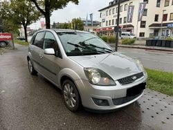 Silber Gebraucht 2006 Ford Fiesta Ghia Kleinwagen | 799 € (Superpreis)