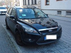 Schwarz Gebraucht 2009 Ford Focus Style Kombi | 1.500 € (Superpreis)