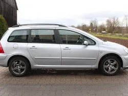 Silber Gebraucht 2003 Peugeot 307 Tendance Kombi | 1.500 € (Fairer Preis)