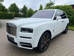 Weiß Gebraucht 2022 Rolls Royce Cullinan SUV | 355.000 € (Etwas zu teuer)