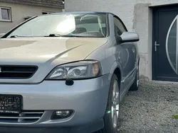 Grau Gebraucht 2004 Opel Astra Cabriolet Cabrio | 2.500 € (Teuer)