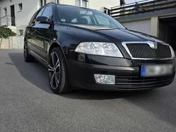 Schwarz Gebraucht 2007 Skoda Octavia Kombi | 3.100 € (Etwas zu teuer)