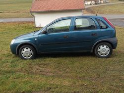 Grün Gebraucht 2001 Opel Corsa Kleinwagen | 1.100 € (Guter Preis)