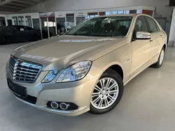Beige Gebraucht 2009 Mercedes E250 Limousine | 15.500 € (Fairer Preis)