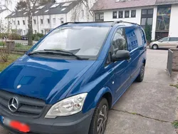 Blau Gebraucht 2013 Mercedes Vito Van / Kleinbus | 8.490 € (Fairer Preis)