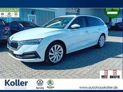 Weiß Gebraucht 2022 Skoda Octavia Kombi | 22.970 € (Guter Preis)