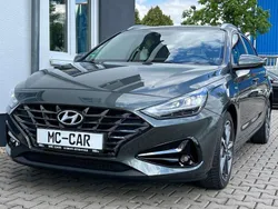 Grau Gebraucht 2023 Hyundai i30 Trend Kombi | 16.660 € (Guter Preis)