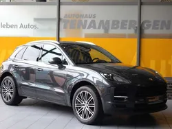 Schwarz Gebraucht 2021 Porsche Macan Turbo SUV | 68.900 € (Teuer)