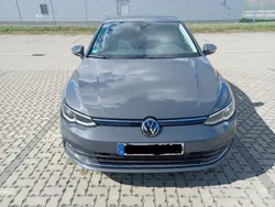 Grau Gebraucht 2021 VW Golf VIII Life Limousine | 20.500 € (Fairer Preis)