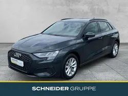Grau Gebraucht 2021 Audi A3 Sportback Basis Limousine | 19.690 € (Fairer Preis)