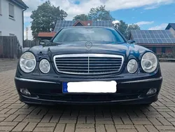 Blau Gebraucht 2005 Mercedes E200 Limousine | 7.400 € (Fairer Preis)