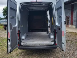 Silber Gebraucht 2018 VW Crafter Van | 17.500 €