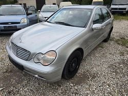 Silber Gebraucht 2002 Mercedes C200 Elegance Limousine | 1.299 € (Guter Preis)
