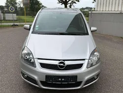 Silber Gebraucht 2006 Opel Zafira Van / Kleinbus | 2.400 € (Superpreis)