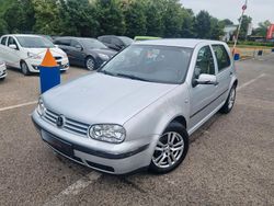 Silber Gebraucht 2003 VW Golf IV S Limousine | 380 €