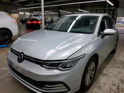 Silber Gebraucht 2022 VW Golf Life Limousine | 18.990 € (Superpreis)