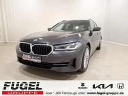 Sophistograu brillanteffekt Gebraucht 2022 BMW 530e Kombi | 38.969 € (Fairer Preis)