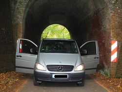 Grau Gebraucht 2005 Mercedes Vito Van / Kleinbus | 10.999 €