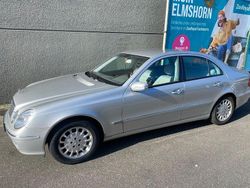 Silber Gebraucht 2002 Mercedes E240 Elegance Limousine | 6.499 € (Fairer Preis)