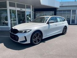 Mineralweiss metallic Gebraucht 2025 BMW 330 M Sport Kombi | 39.950 € (Superpreis)