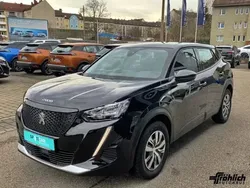 Perla nera metallic Gebraucht 2022 Peugeot e-2008 Active SUV | 17.490 € (Superpreis)
