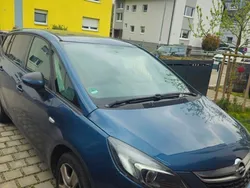 Blau Gebraucht 2016 Opel Zafira Tourer Van / Kleinbus | 7.800 € (Superpreis)