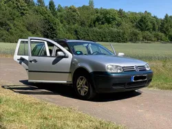 Silber Gebraucht 2004 VW Golf IV Kombi | 2.000 € (Fairer Preis)