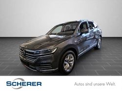 Siliziumgrau metallic (metallic) Gebraucht 2022 VW Touareg Atmosphere SUV | 48.900 € (Fairer Preis)