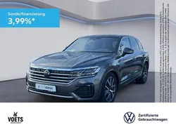 Grau Gebraucht 2023 VW Touareg R-line SUV | 56.850 € (Superpreis)